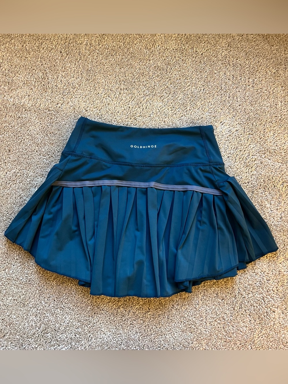 Gold Hinge Teal Pleated Performance Skort, Size S